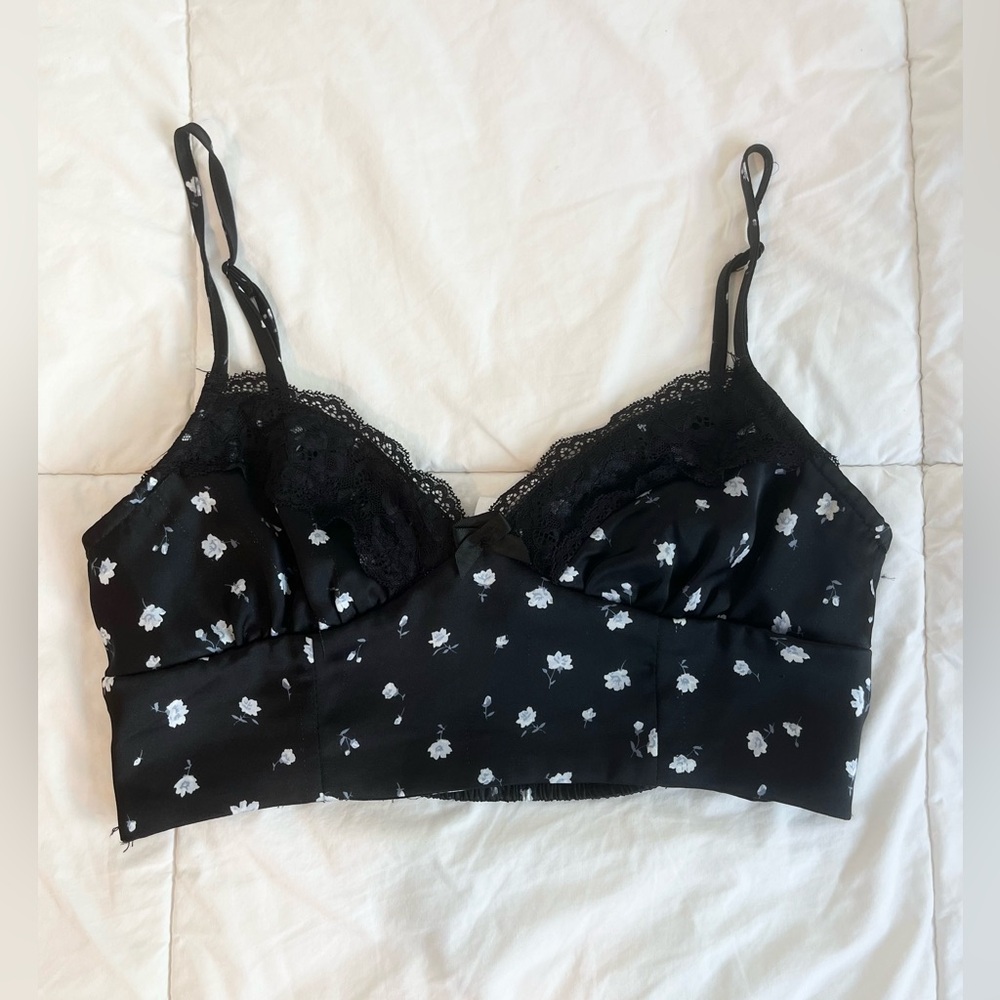Garage Satin Lace Cropped Cami | Going-out Top | Small